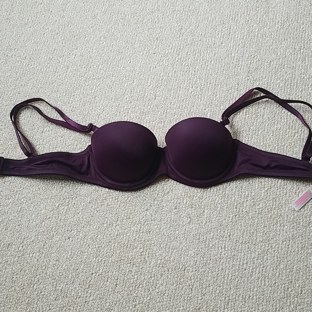VICTORIA SECRET STRAPLESS BRA